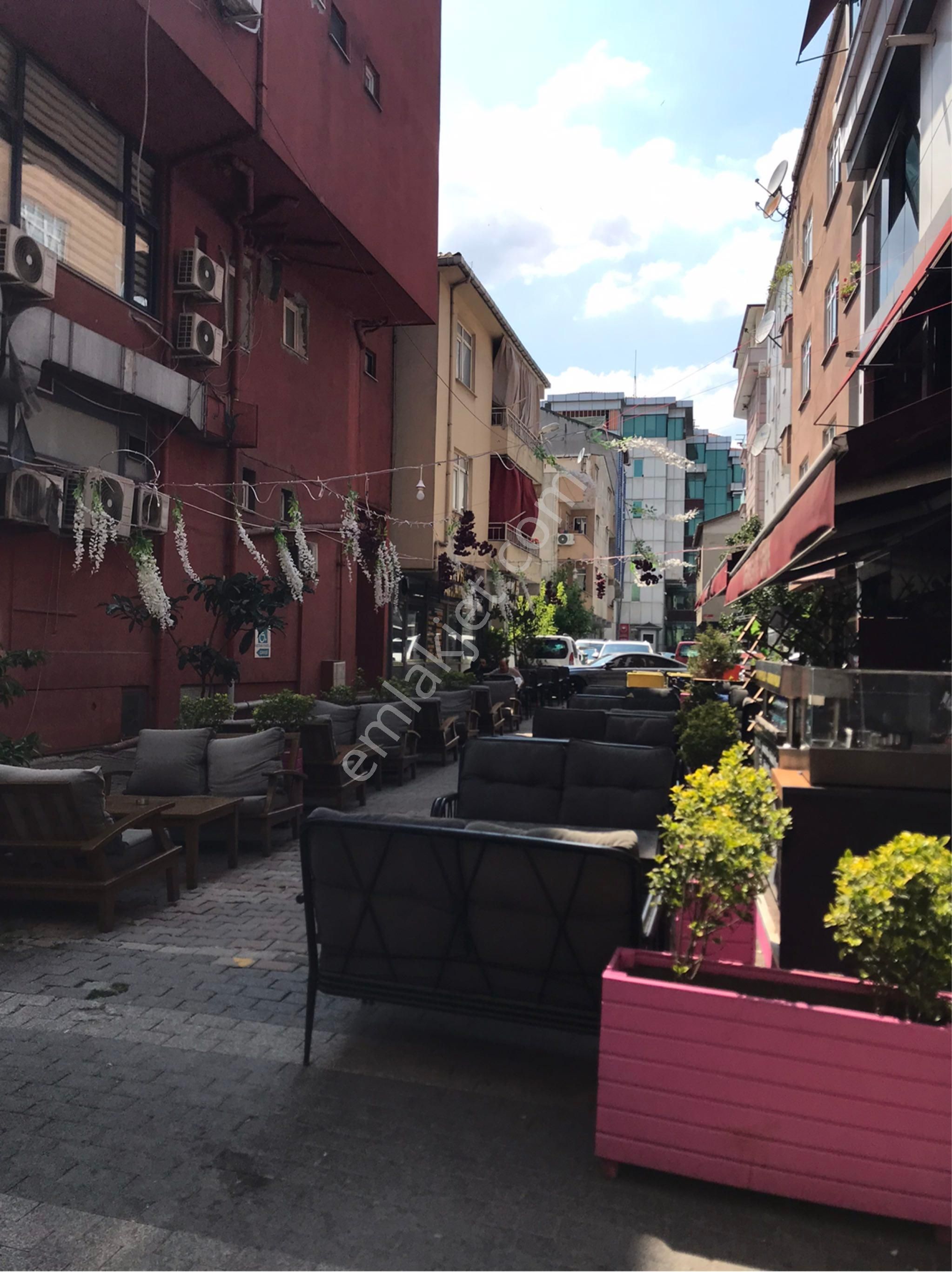 Sancaktepe Meclis Mah Kiralık Dükkan Düz Gitiş 100 M2