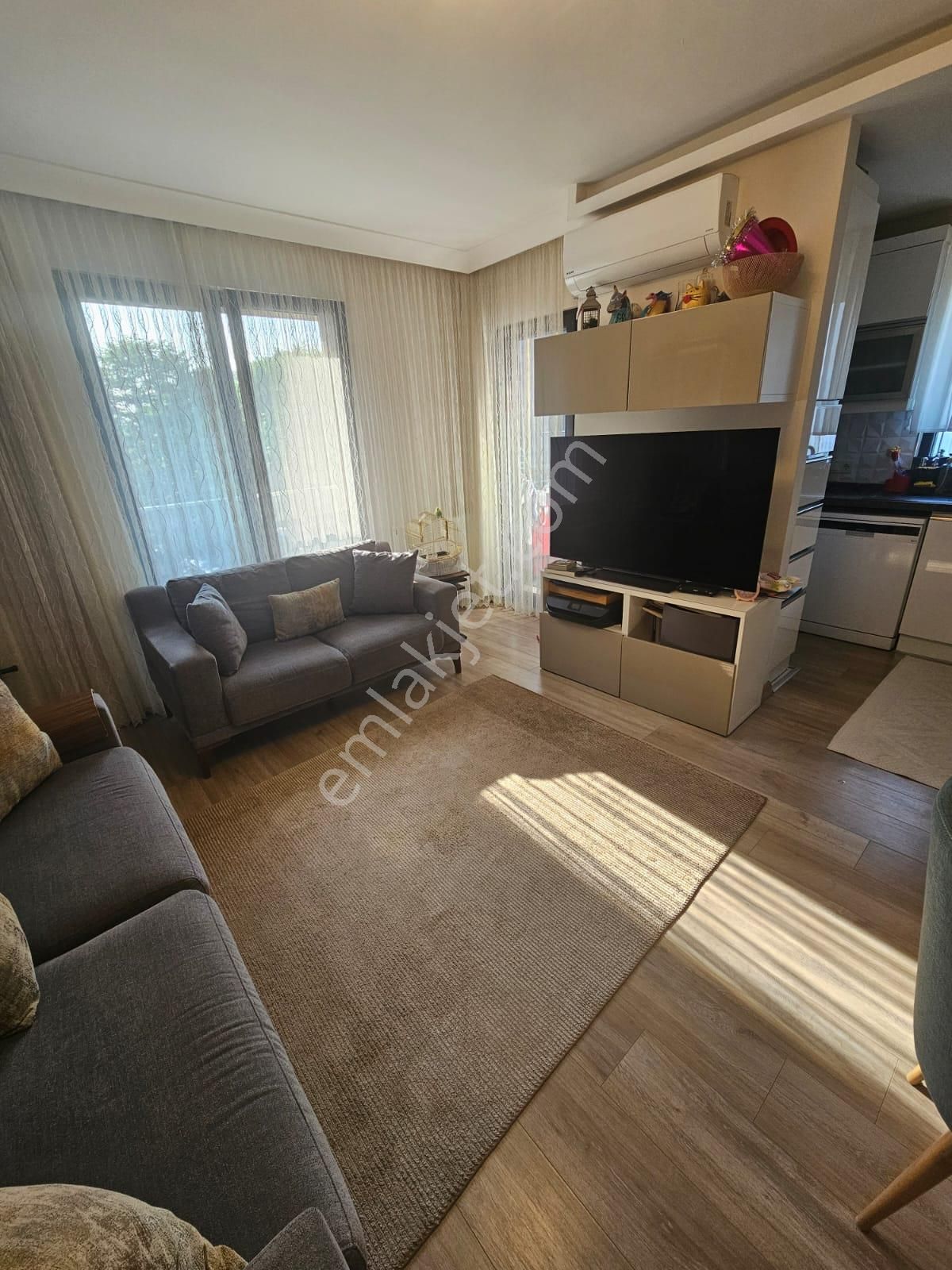 Altundan 5yıllık Binada Akıllı Ev Konseptinde2+1 70m2 2kat Daire
