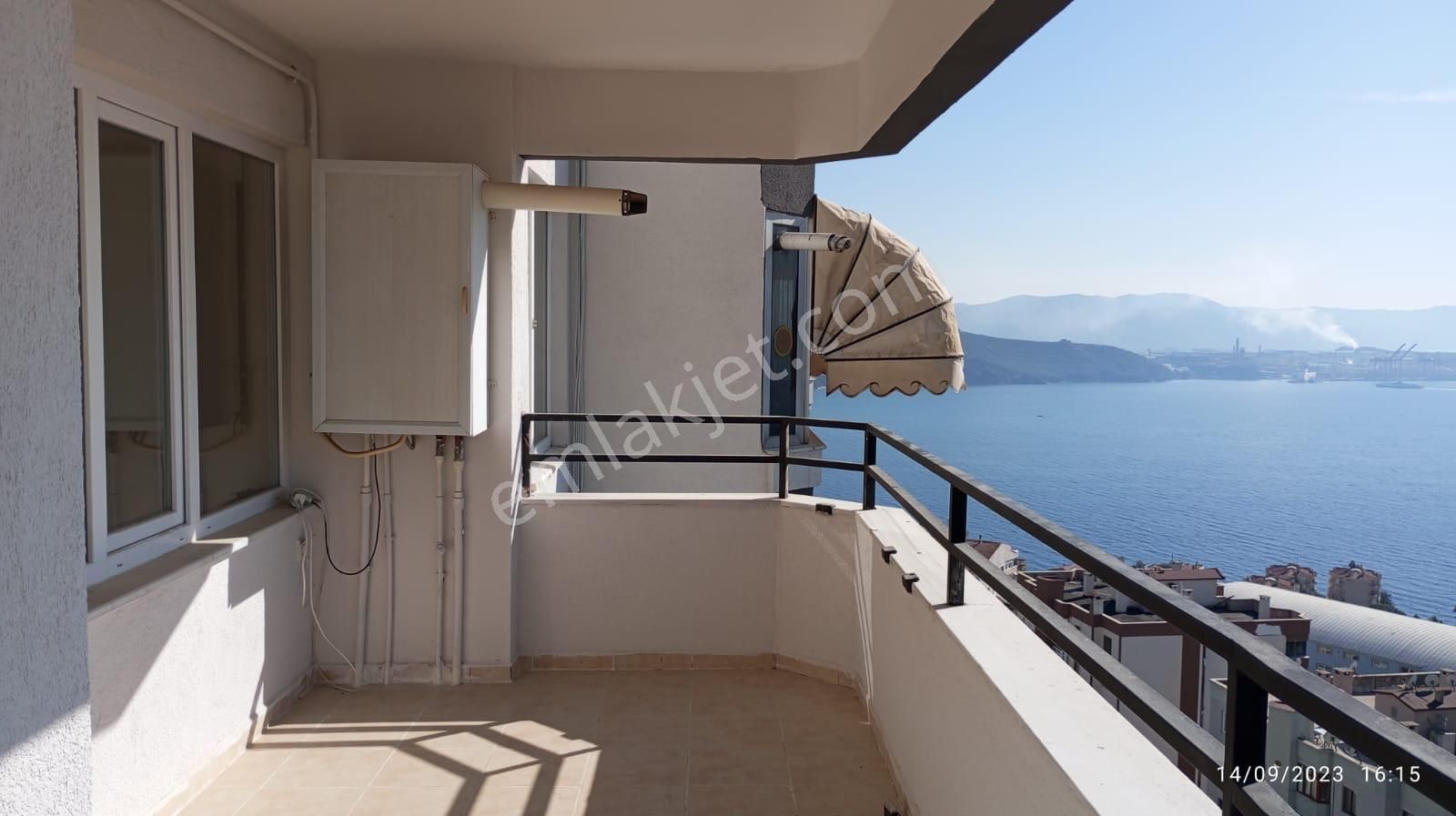 Fatihten Manatırda 3+1 130m2 Doğalgazlı Deniz Manzaralı Satılık Daire
