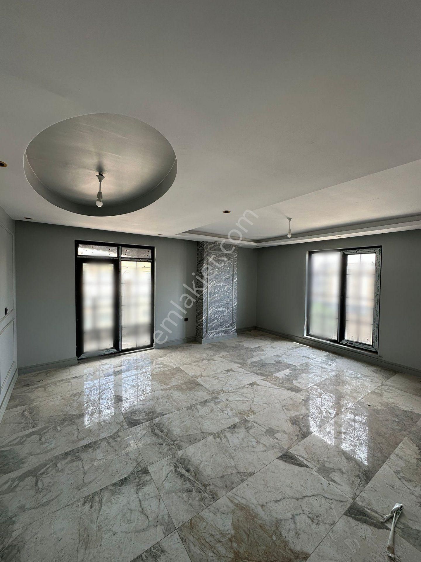 Alipaşa Mahallesinde Site İçi 3+1 Lüks Satılık Daire