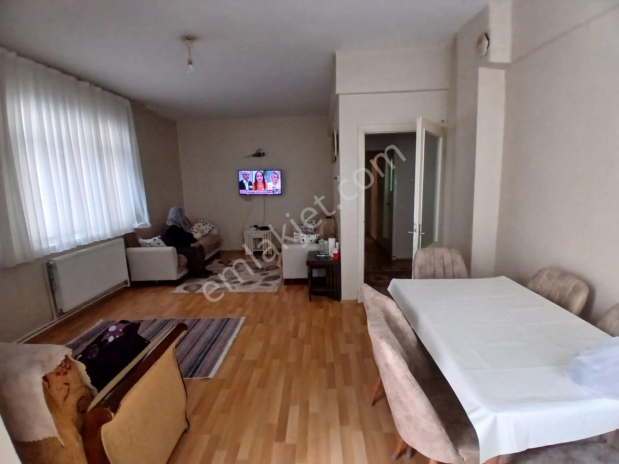 Bahçelievler Soğanlı'da 2+1 1.kat Krediye Uygun Satılık Daire