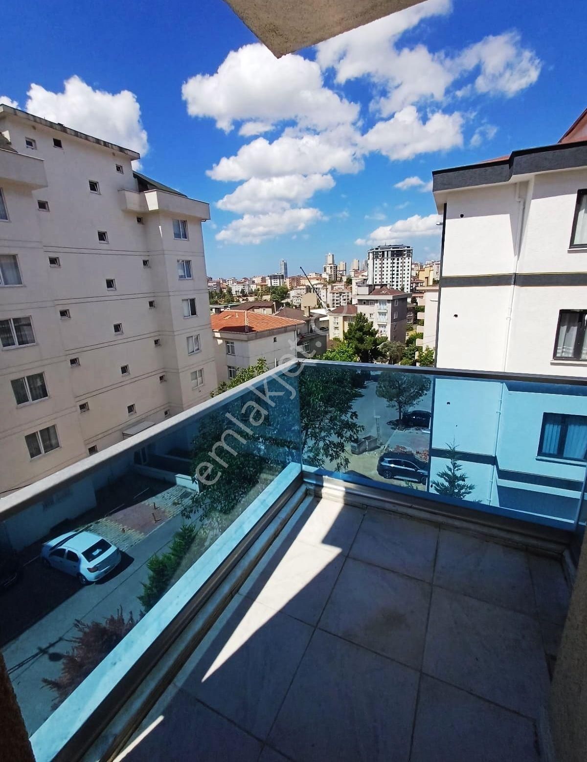 Mertcan Dan Vatansever Cad Arakat 3+1 Balkonlu Fırsat Kiralık
