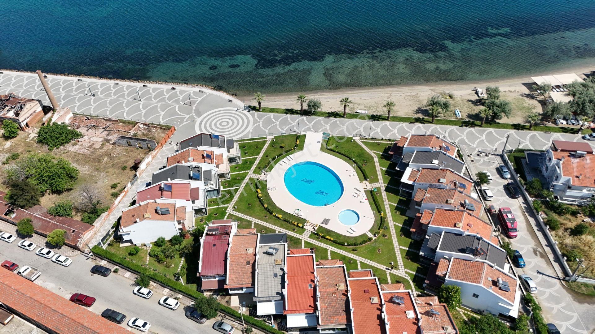 Yetkili Dora Dan Sürpriz!!! Güre İskelede Denize Sıfır 4+1 Villa