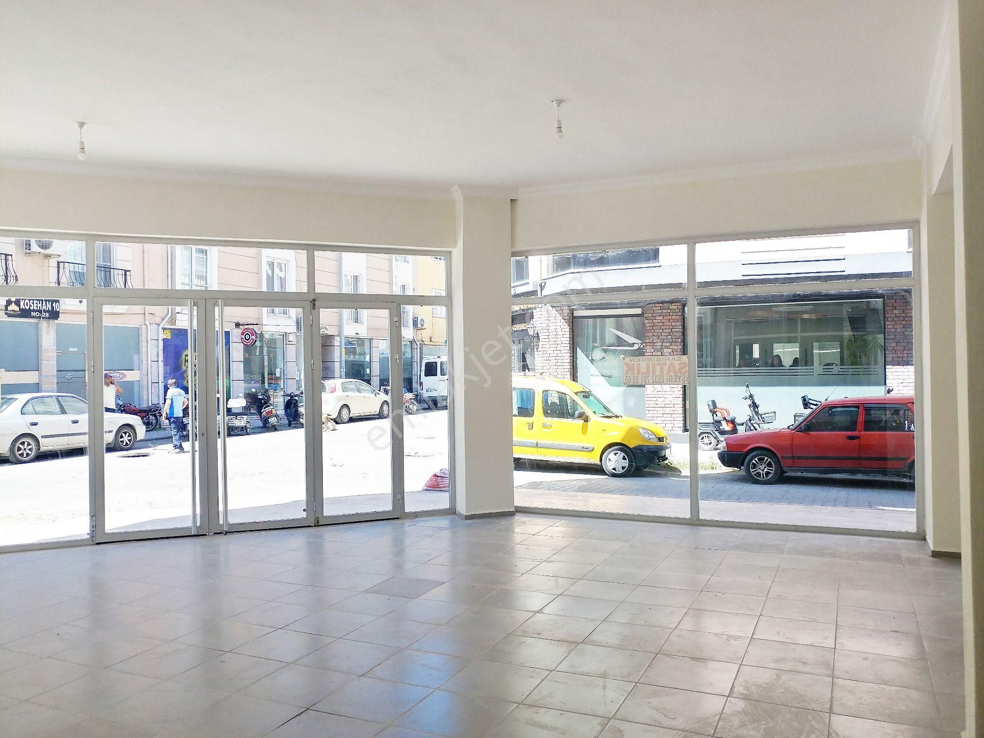 Dalaman Merkezde Sıfır Binada En Hareketli Bölgede Satılık Cadde Üstü Bacalı 100 M2 Köşe Dükkan - Görsel 2