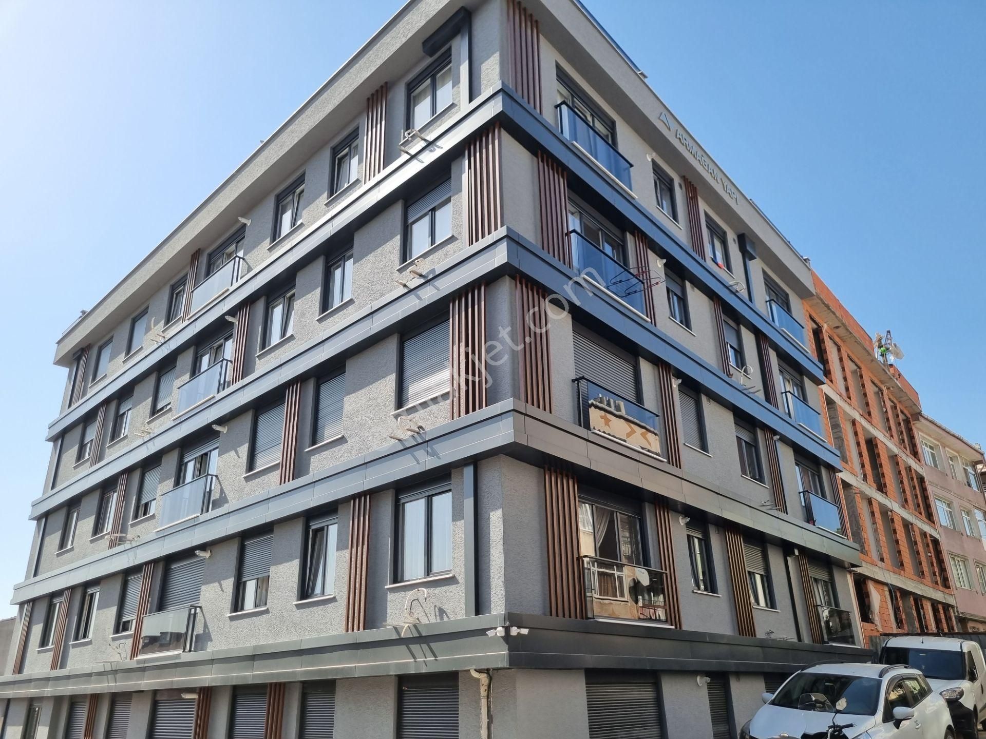 Deluxe 26 ' Dan Yeni Binada Giriş Kat 1+1 60 M2 Fırsat Daire