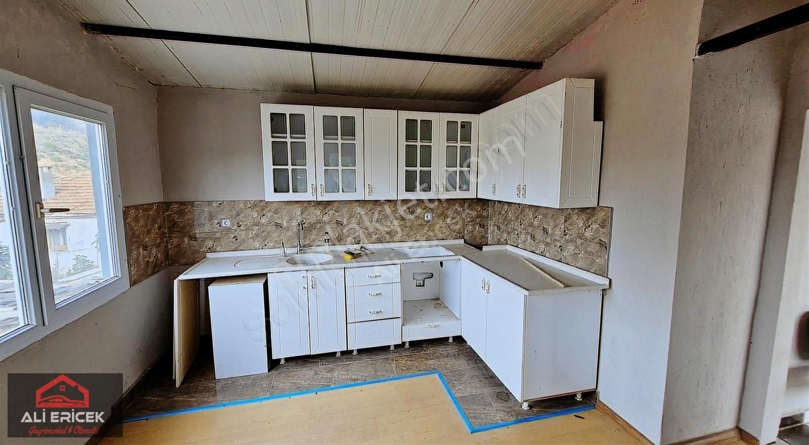 Aşağıkızılca Köyiçinde 570m² Arsa İçinde 2 Katlı Müstakil Ev - Görsel 8