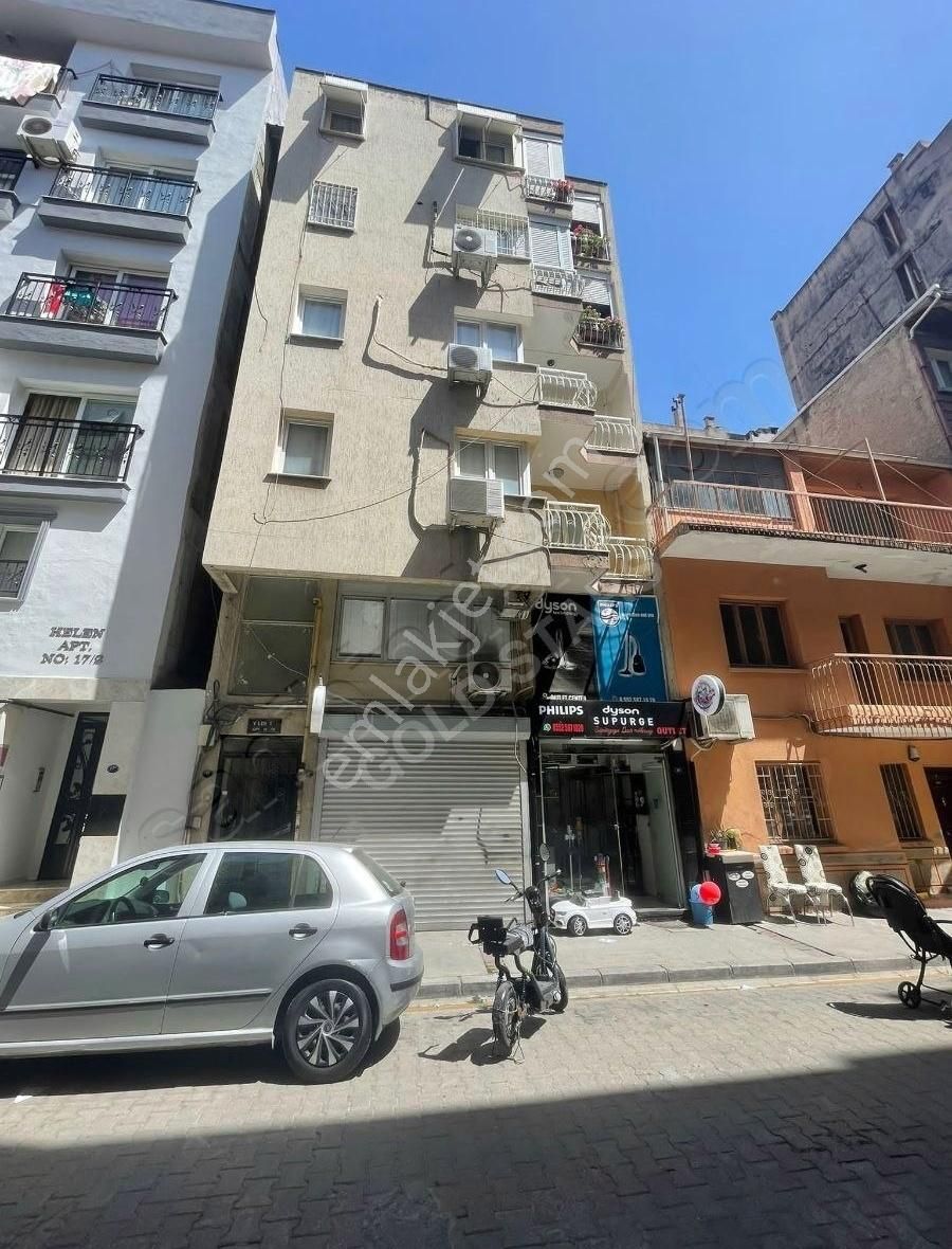 Acil Satılık!cuma Ya Kadar Geçerli Alaybey Ana Caddeye 50 Metre