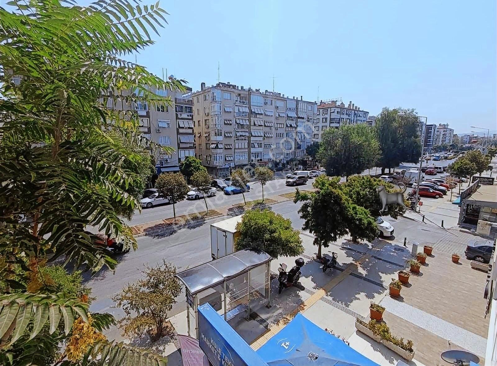 Karşıyaka Bahariye Üçok Bulvarında 3+1 Asansörlü Satılık Daire - Görsel 19