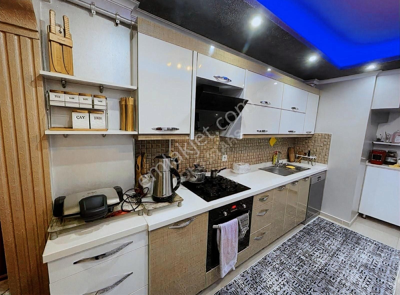 Net 180 M2 Kullanımlı Satılık Teras Dubleks Fikrialtay Da - Görsel 10