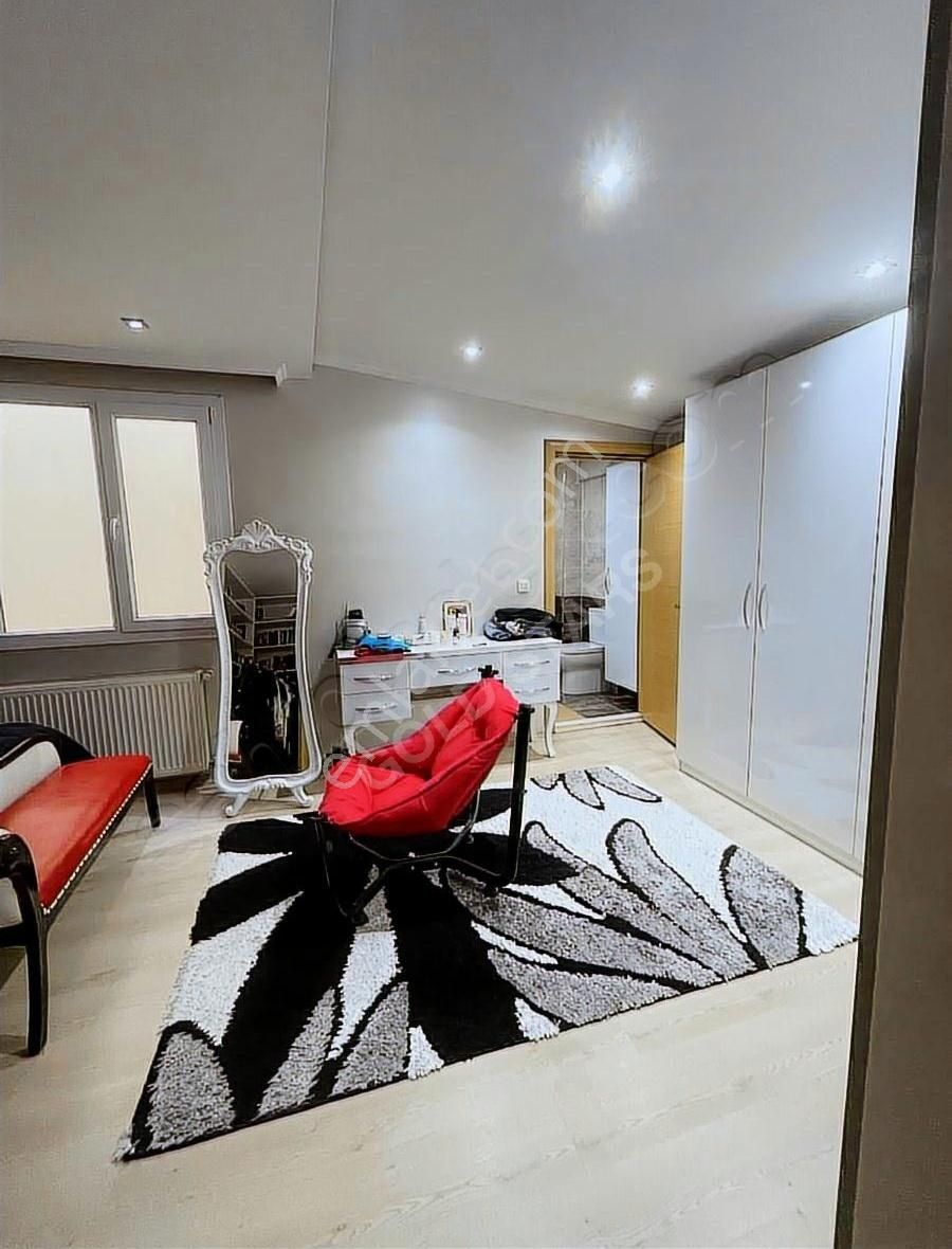 Net 180 M2 Kullanımlı Satılık Teras Dubleks Fikrialtay Da - Görsel 19