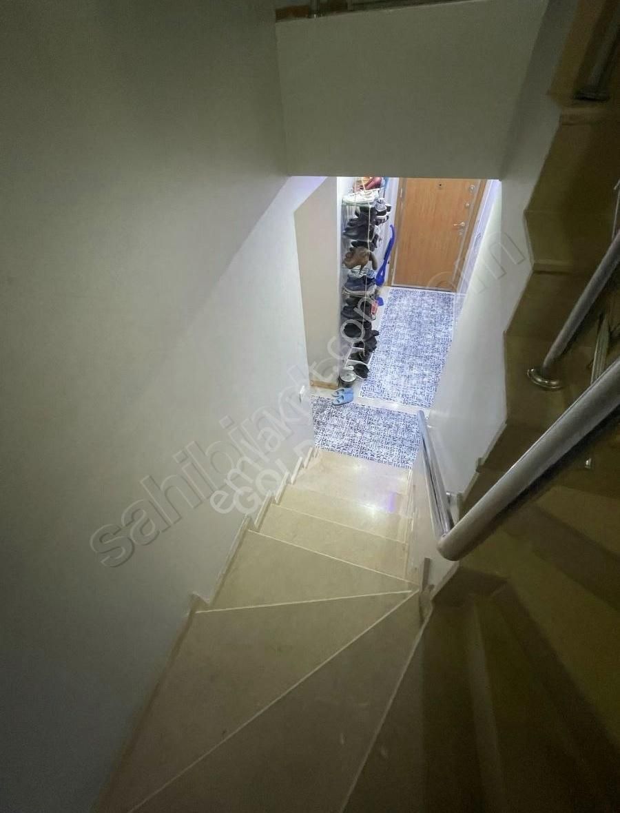 Net 180 M2 Kullanımlı Satılık Teras Dubleks Fikrialtay Da - Görsel 9