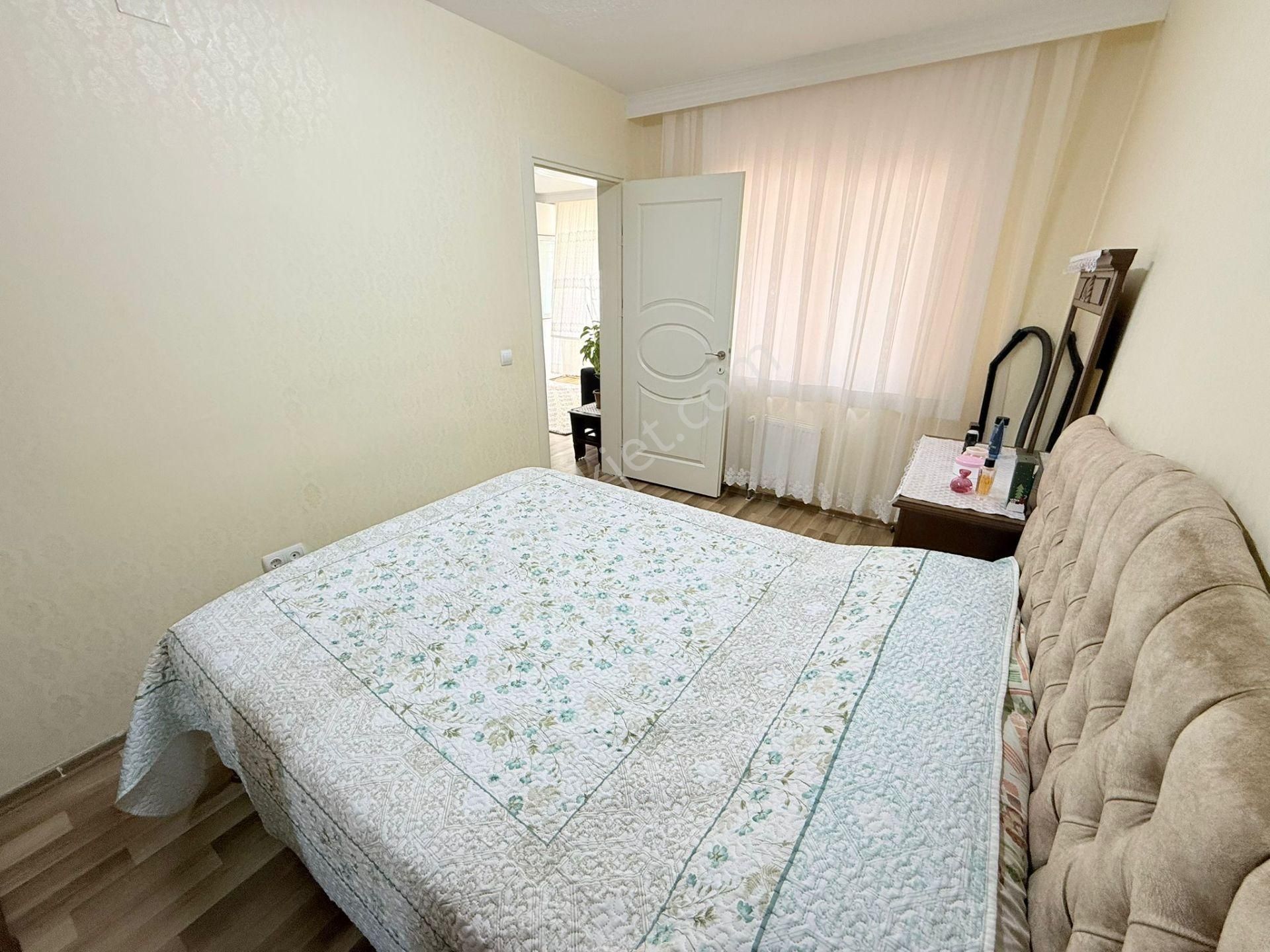 Delen Gayrimenkul'den Beykent 3.etap'da Satılık 2+1 Bakımlı Daire