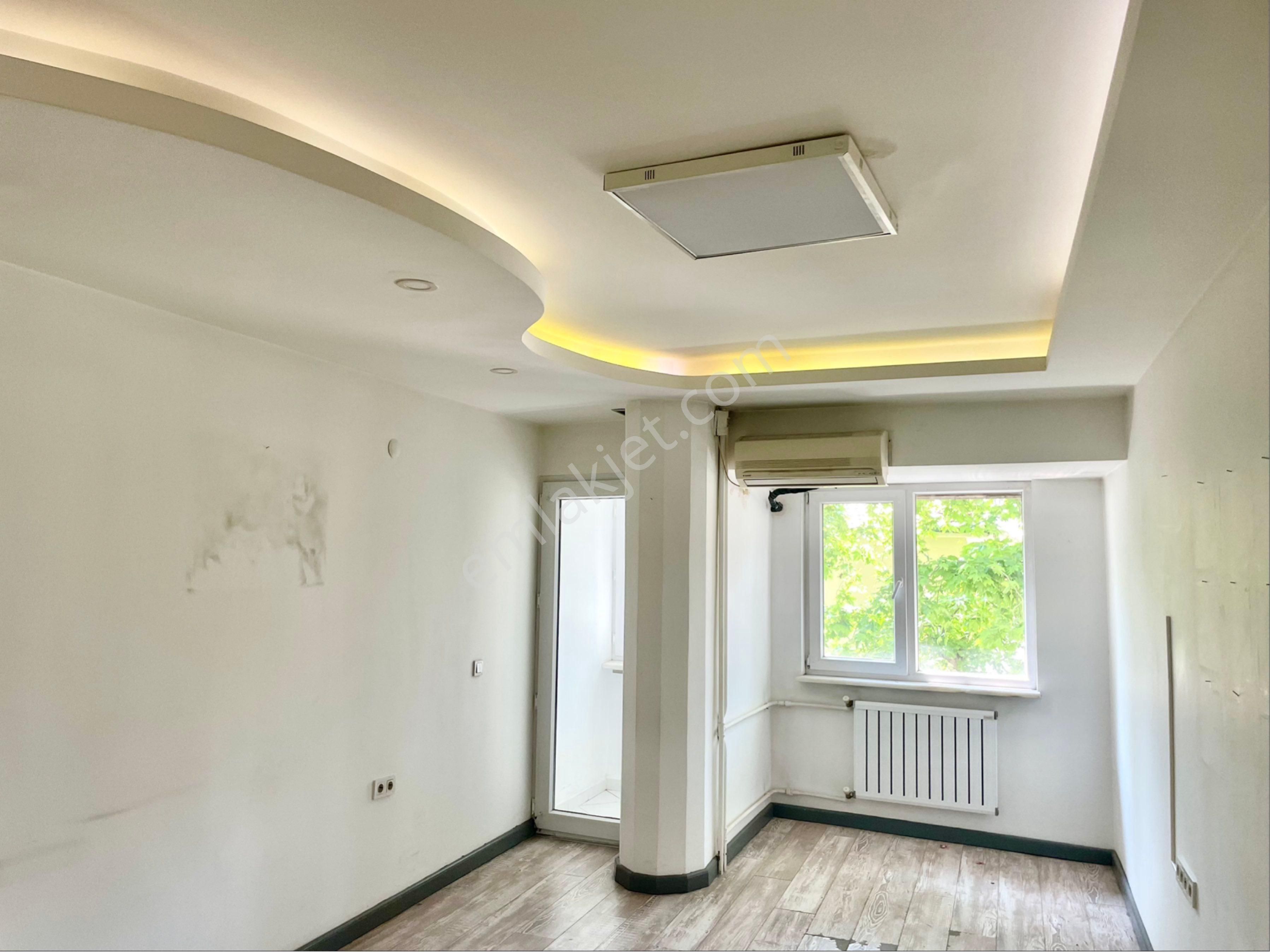 İzmit Merkez Şen İş Merkezi Kiralık 2+1 Ofis