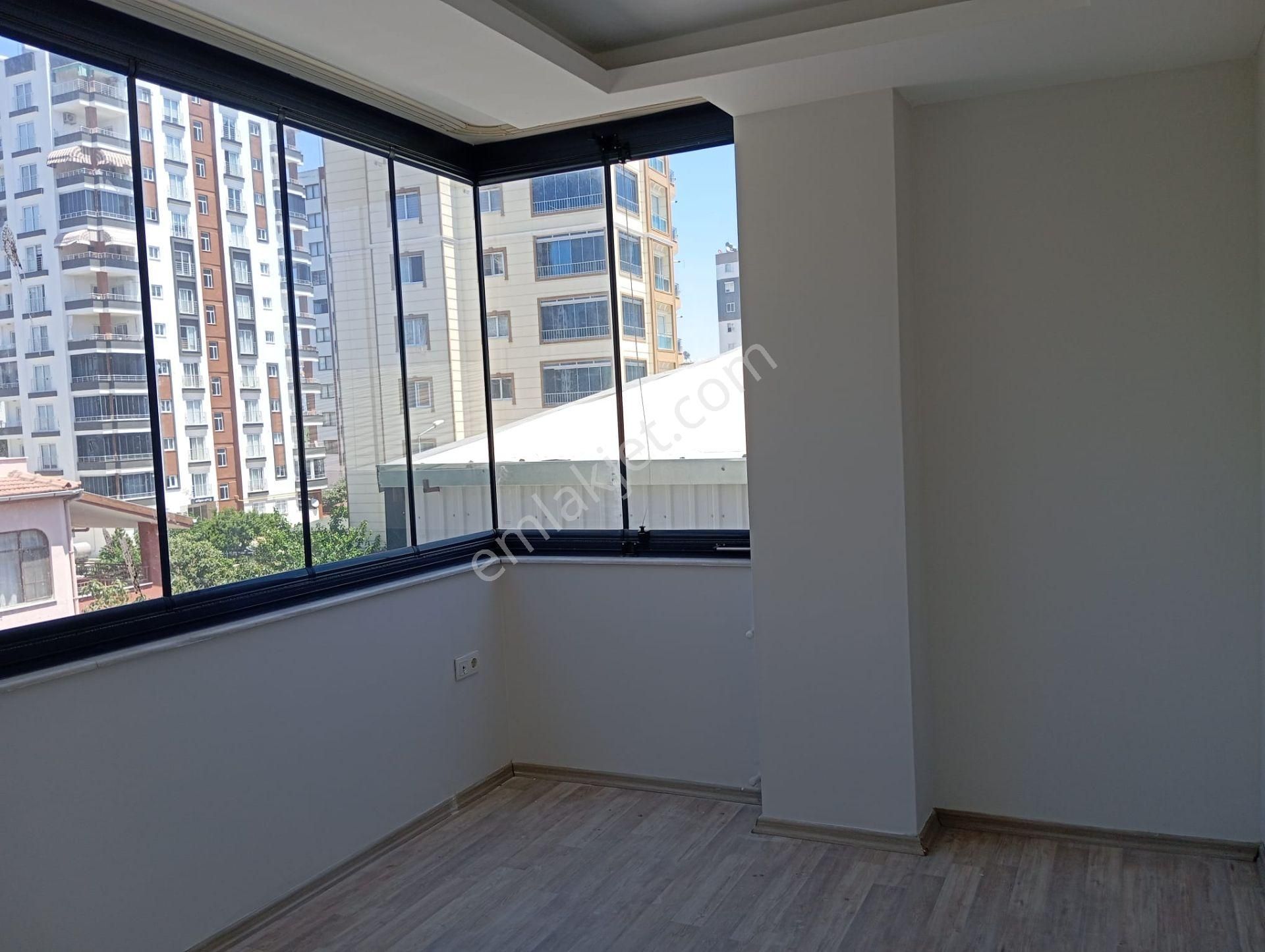 Vega'dan Soli De Anayola Yakın Denize Yakın Merkezi Konumda Satılık 2+1 Daire - Görsel 19