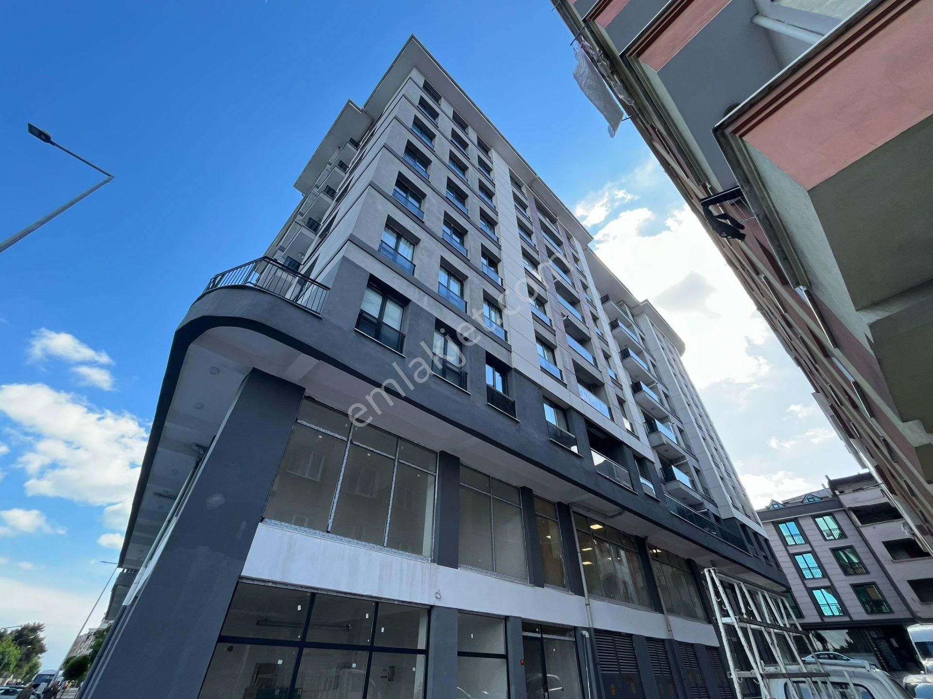 Stanbul Zeytinburnu Telsiz Toki Konutları 1+1 Satılık Daire