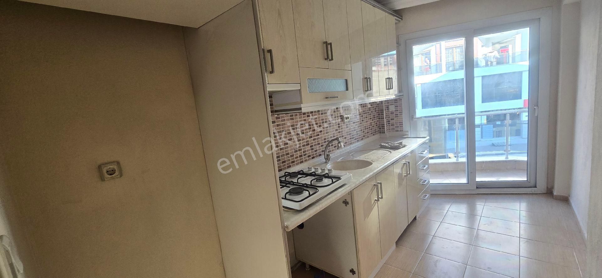 Buca Yeşilbağlarda Kiralık 2+1 Daire