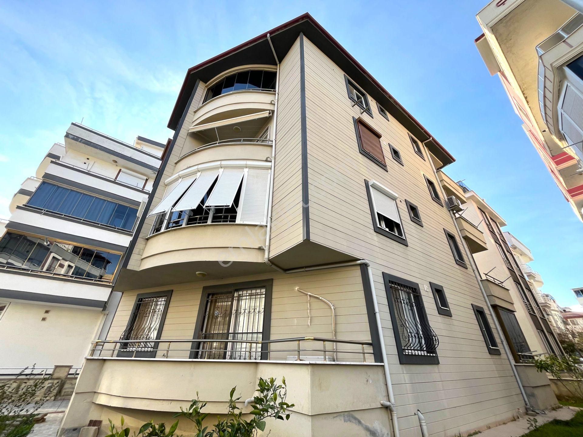 Yükselden Altınkum Merkez'de Denize 300m Arakat Doğalgazlı Daire