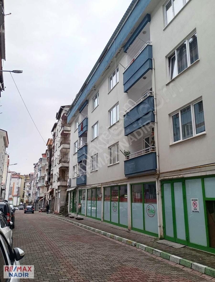 Remax Nadir Gemilerçekeği Mahallesi 3+1 Satılık Daire