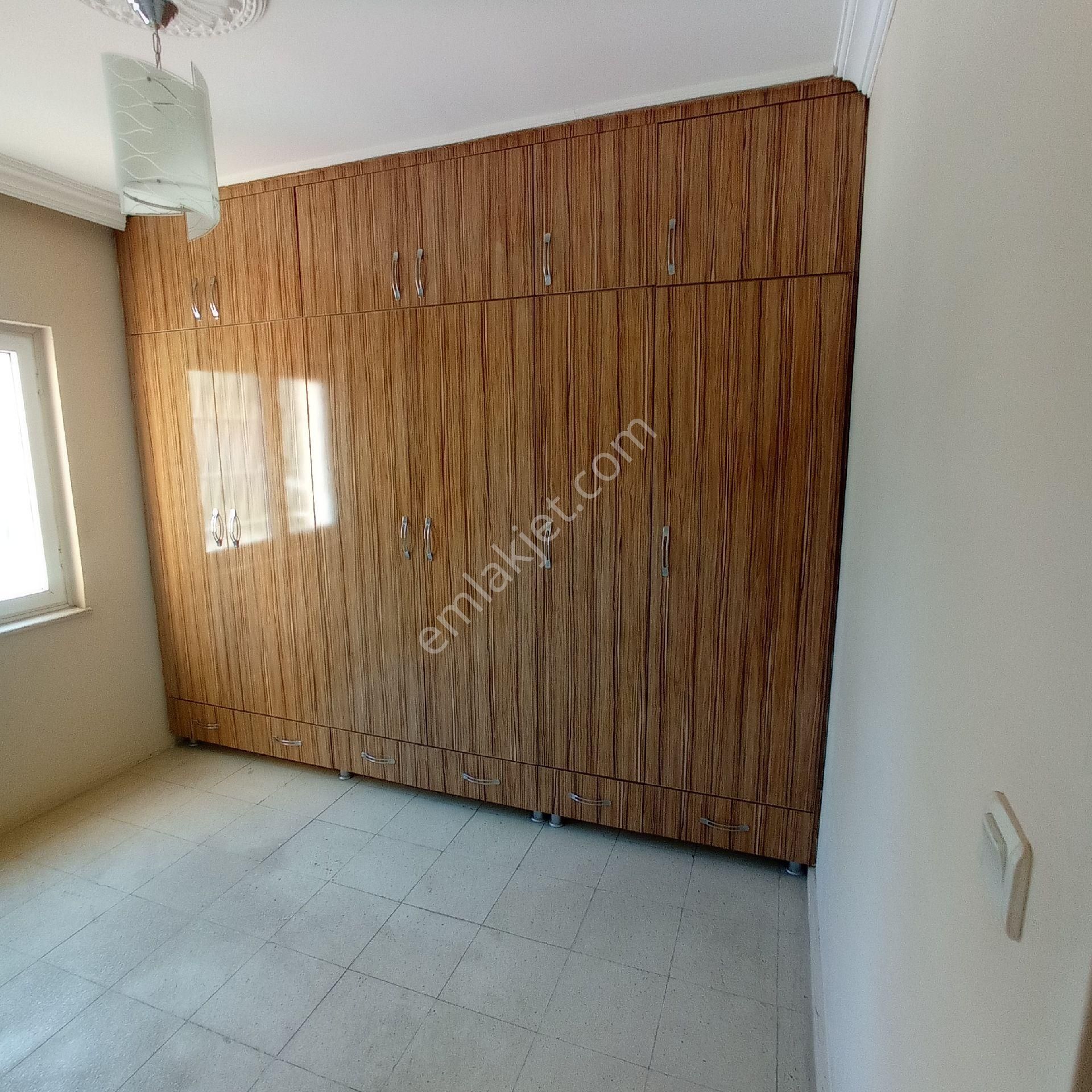 Çelebi Gayrimenkul'den Atakent'te Kiralık 2.kat