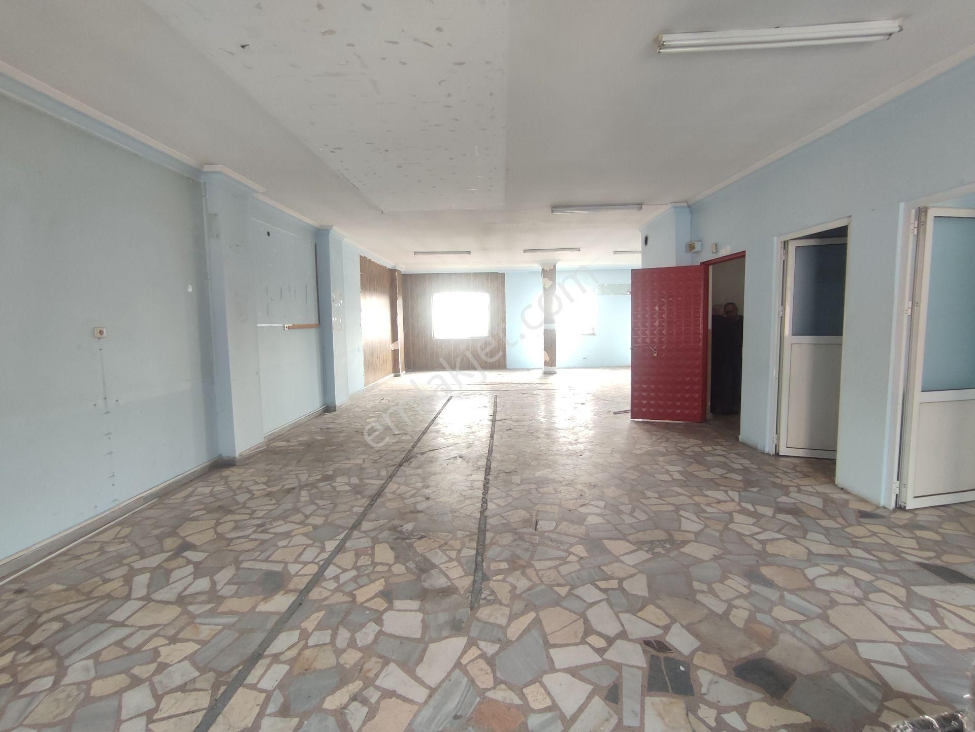 Balcıoğlundan Muratpaşa Mah. Kiralık San. Elekti. 150 M2 Dükkan