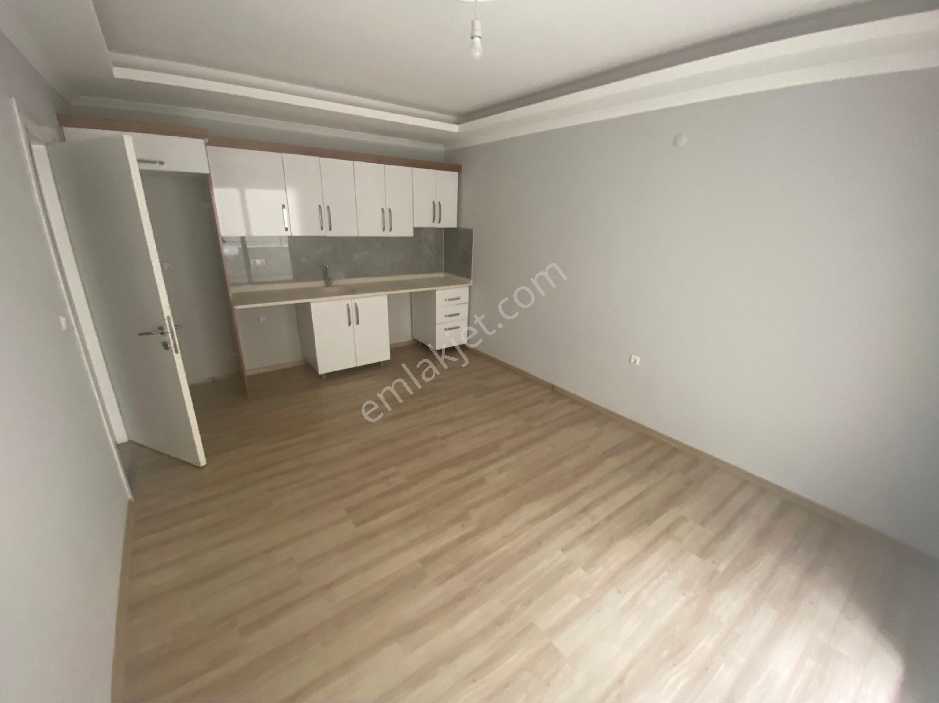 Didimde Havuzlu Site İçinde Satılık 1+1 Daire