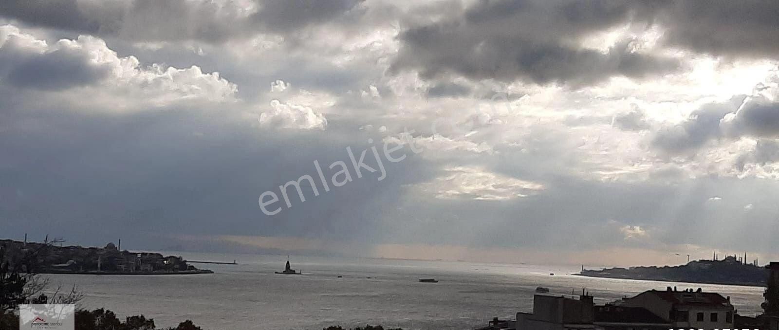 Beşiktaş'ta Sahile Yakın, Boğaz Manzaralı Ve Full Eşyalı, Bakımlı Kiralık 2+1 Daire