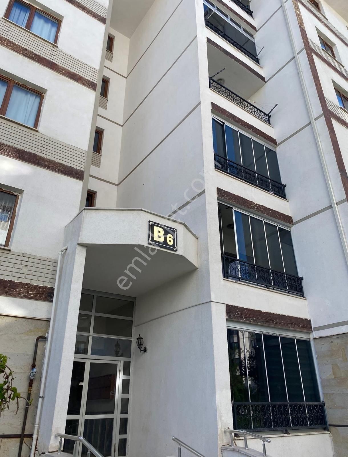 Erkan Anbar Dan Satılık 4+1 Satılık Daire Suluova 3.etap Toki Konutları