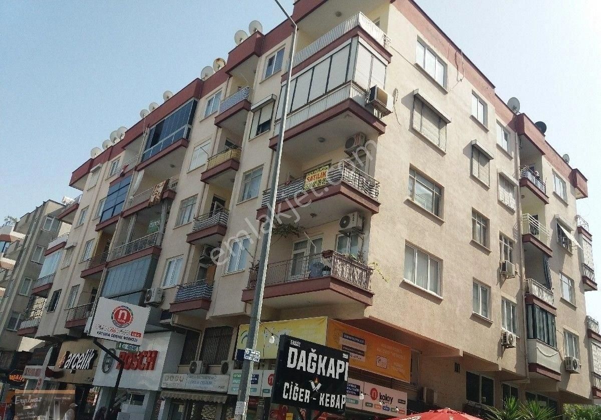 Doğu Garajında Müze Karşısı 3.cü Kat 3+1 Daire Satılık