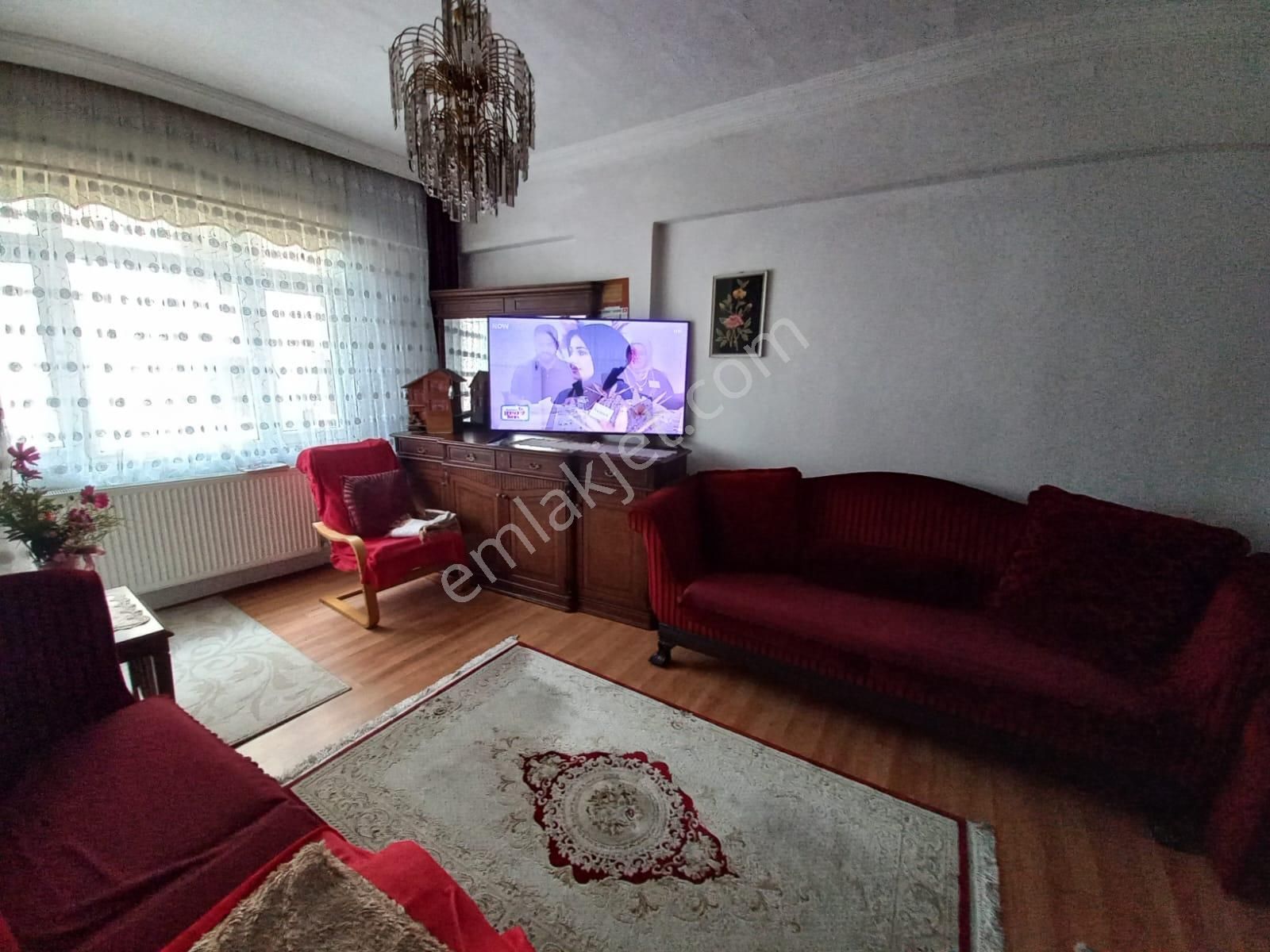 Rize Merkez Dalyanda Tedaş Yakını 2.kat-120.m2-tekcephe 3+1-satılık Daire