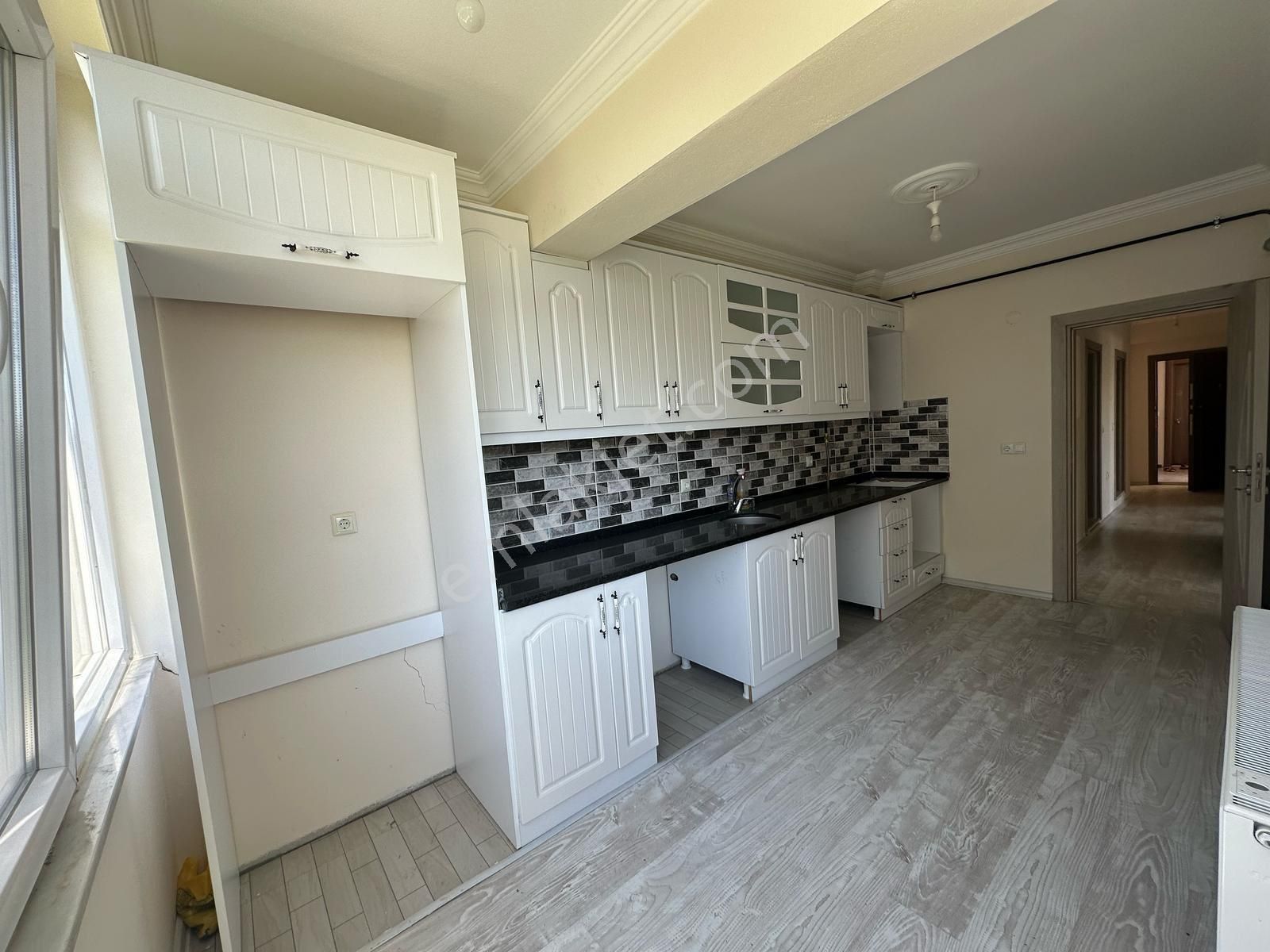 Kiralık Sıfır Mutfak Ayrı 2+1 Daire