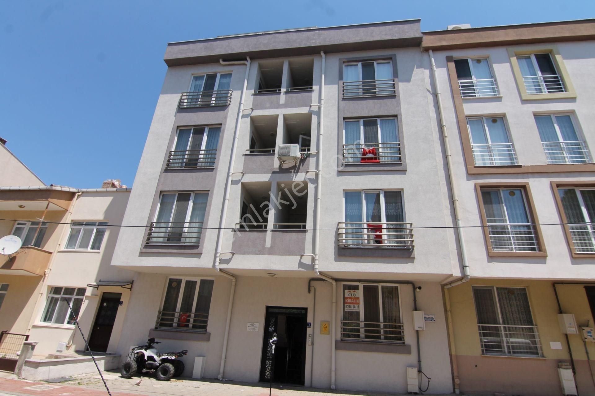 Çanakkale Merkez Cevatpaşa Mahallesi Eşyalı Kiralık 1+1 Daire