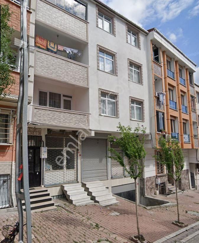 Kiralık Dükkan / Depo – Yunus Emre Mahallesi, 378. Sokak