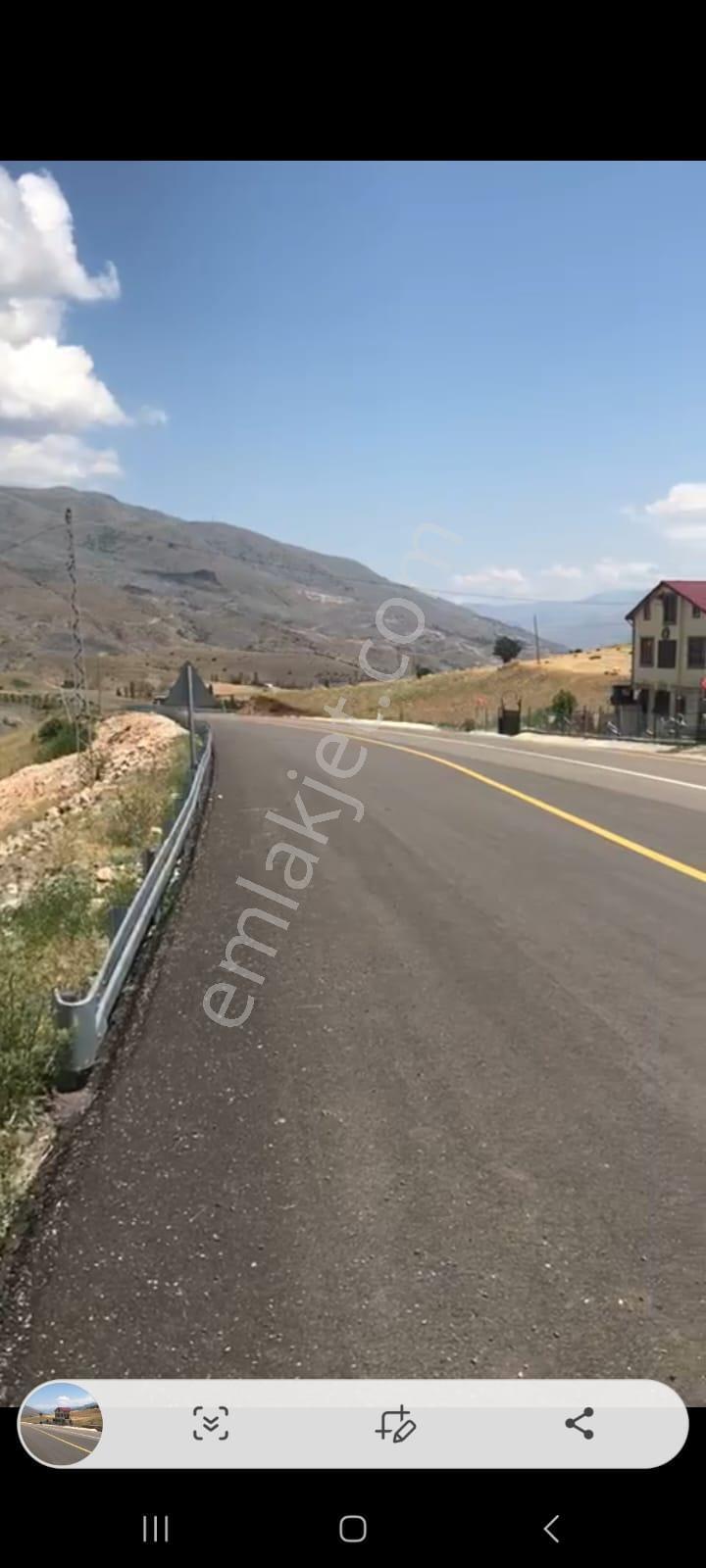 Sahibinden Rize-ispir Erzurum Yolunda 4 Dönüm Otobana Cephe Arsa - Görsel 9