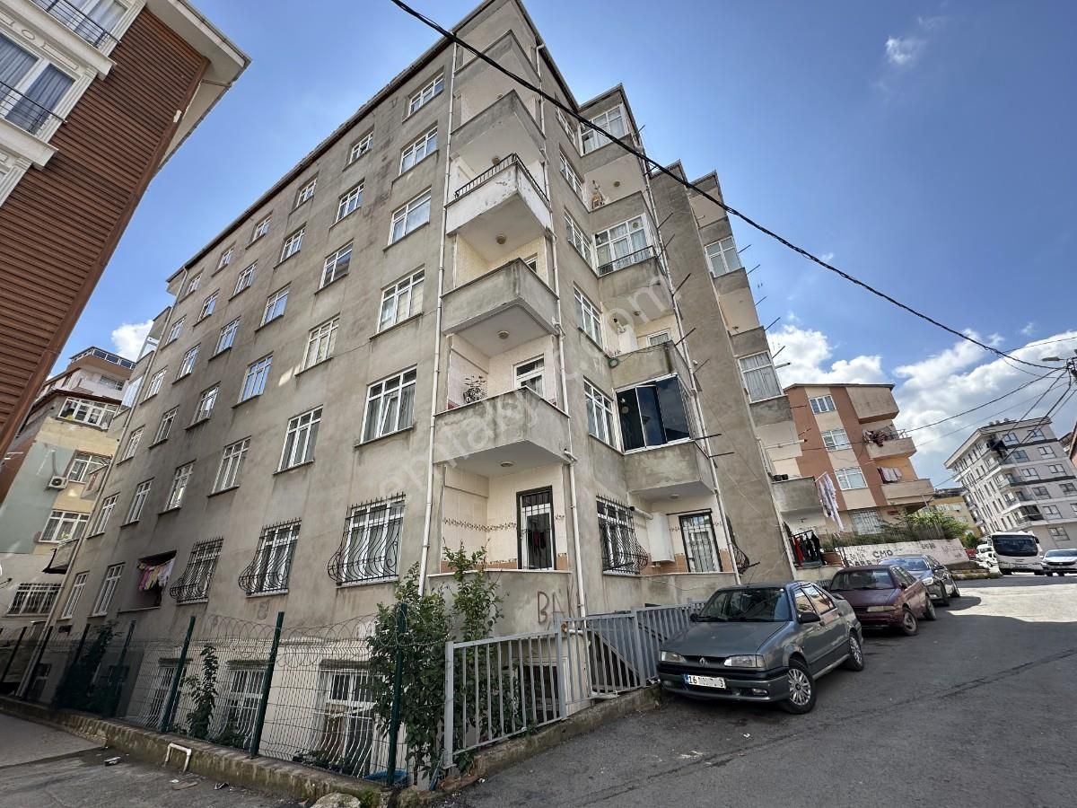 Turyap Göztepe Den Pendik Esenyalı Da 2+1 Satılık Daire