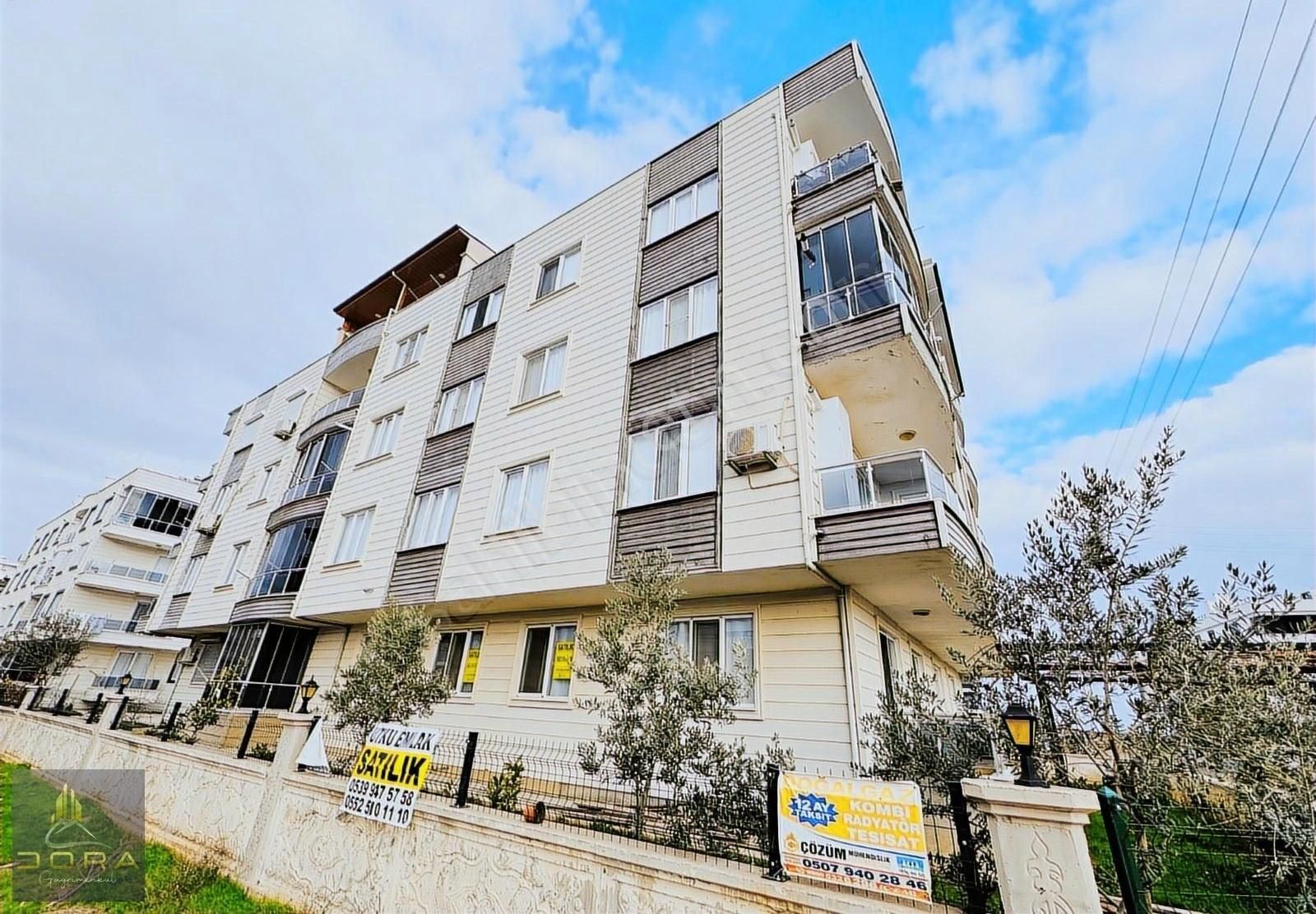 Dora Dan Satılık Altınkumda Ön Cephe 2+1 Ayrı Mutfaklı Daire