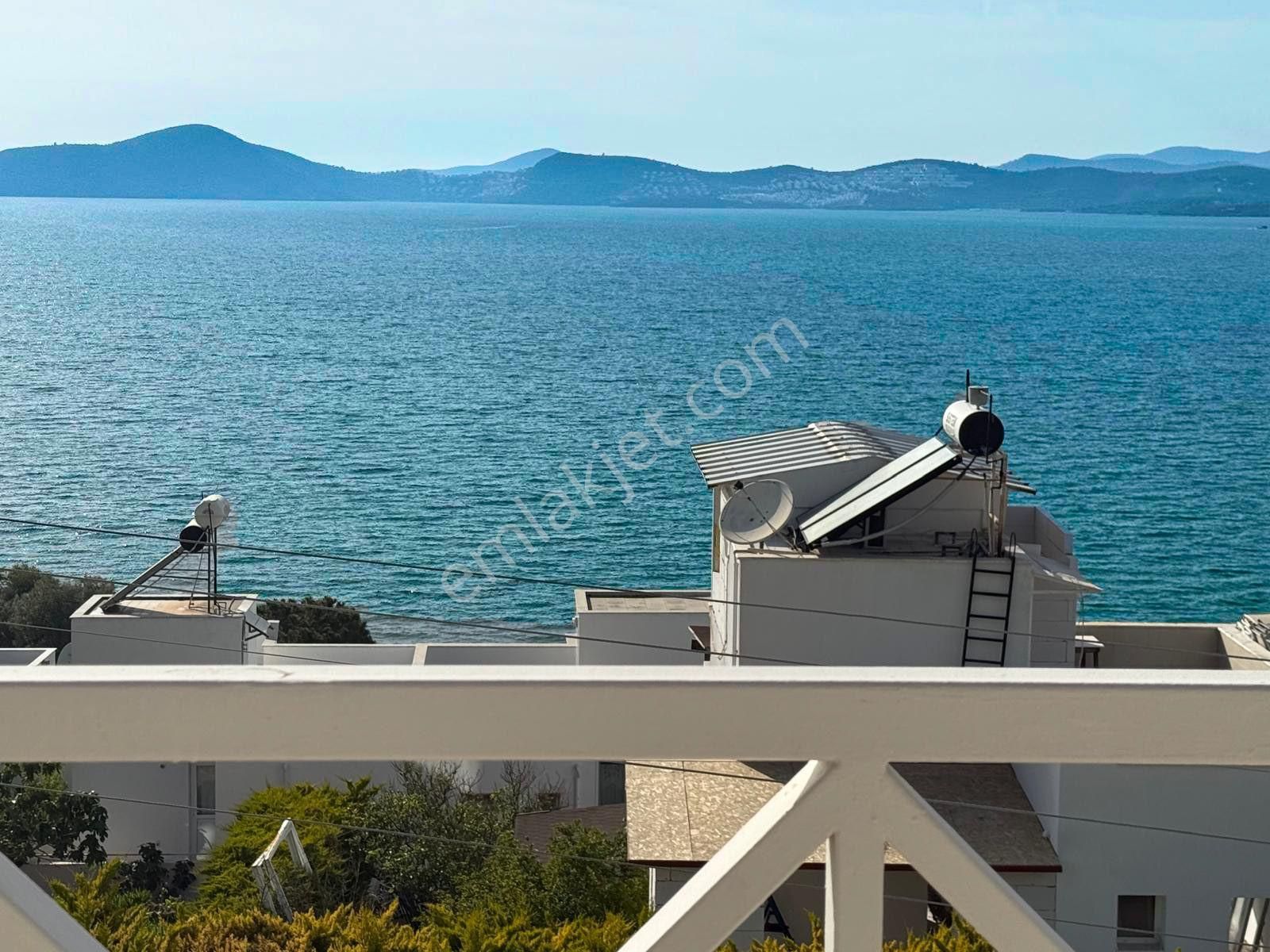 Güllükte Site İçerisinde Denize Yakın Satılık Villa