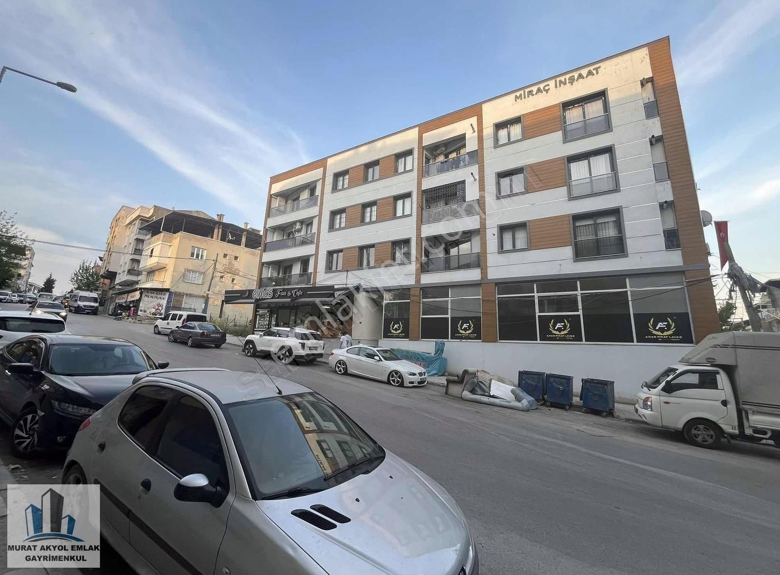 Buca Yıldız Mah.de Evlendirme Sarayı Yakını Kiralık Sıfır Daire