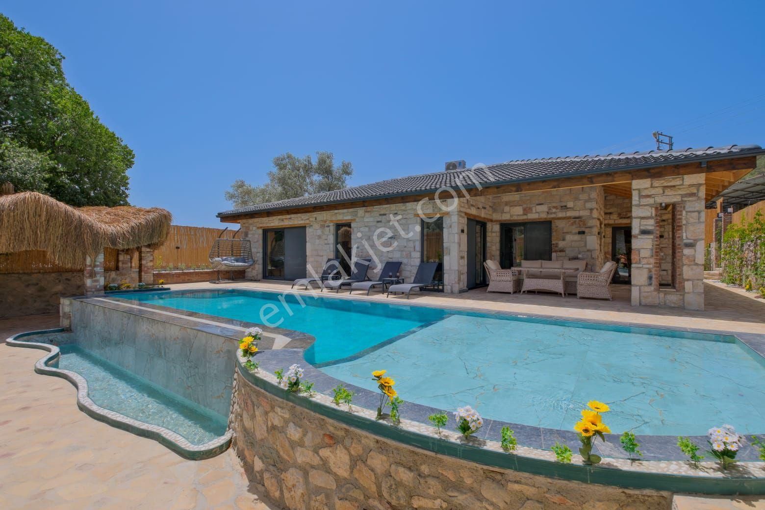 Fethiye Yakacık'da Kiralık 3+1 Havuzlu - Görsel 27