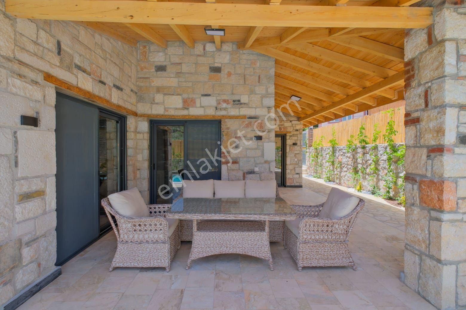 Fethiye Yakacık'da Kiralık 3+1 Havuzlu - Görsel 29