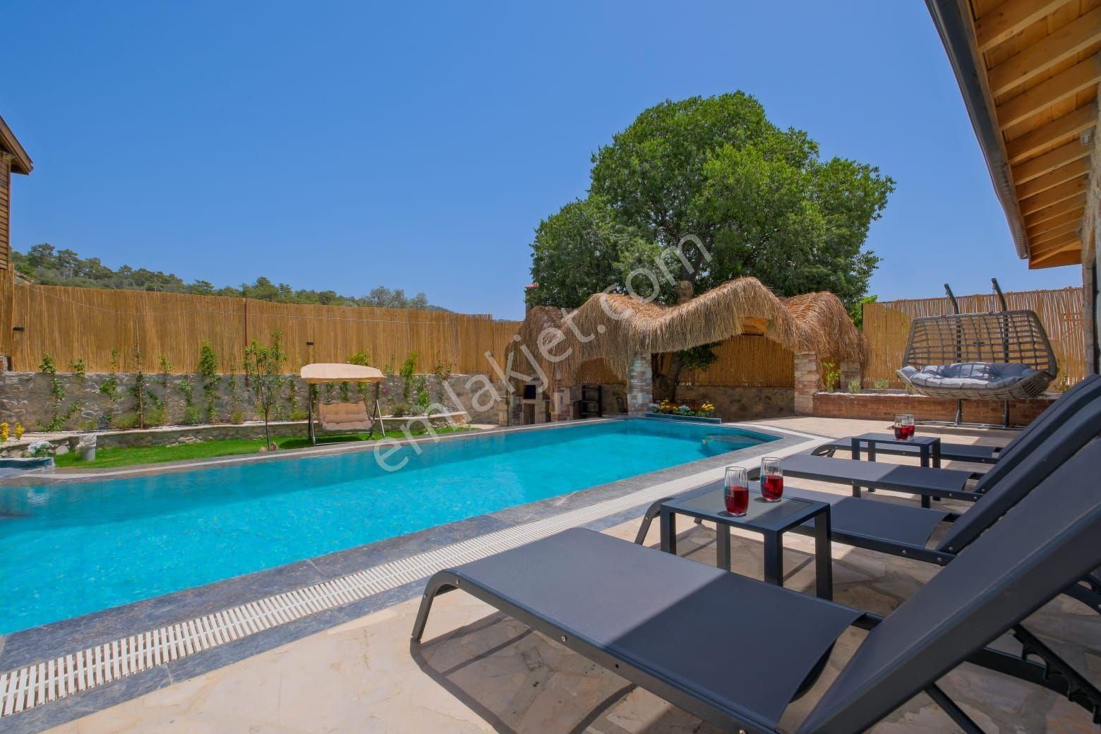 Fethiye Yakacık'da Kiralık 3+1 Havuzlu - Görsel 28