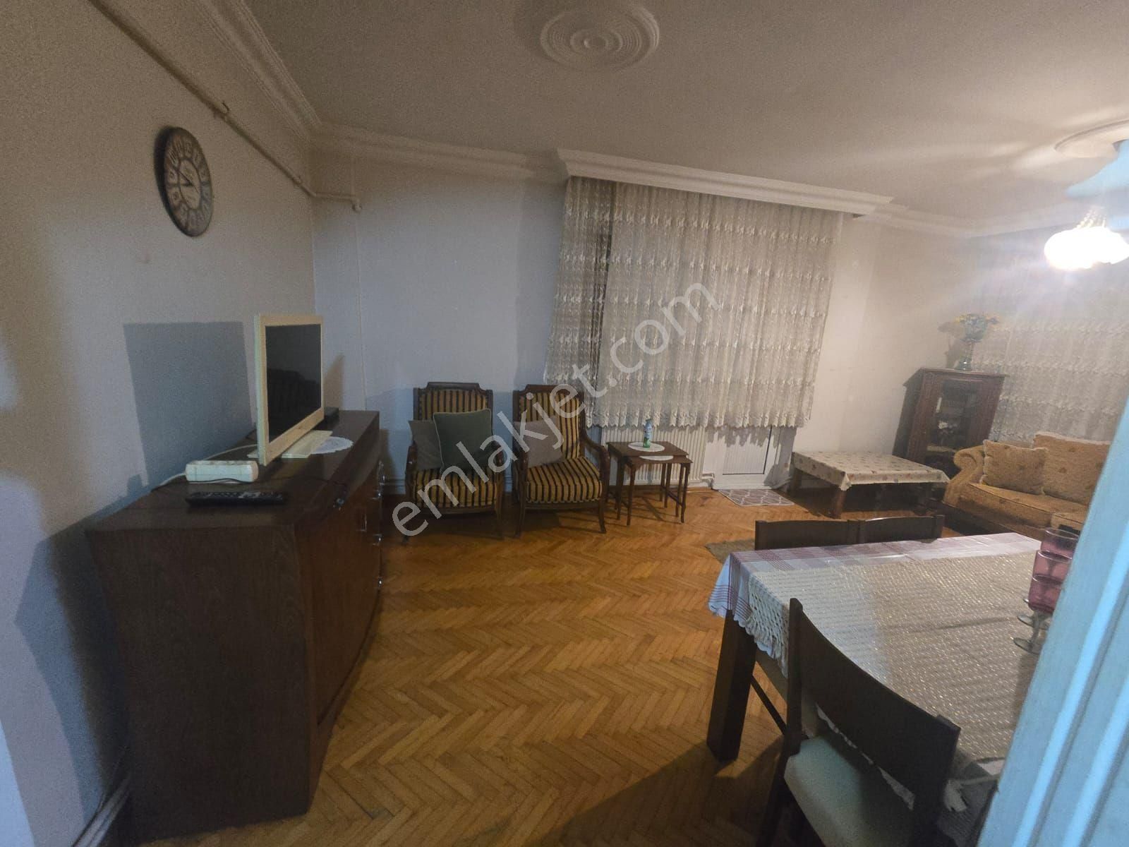 Avantaj Gayrimenkulden Eşyalı Kiralık Daire Merkezi Konumda
