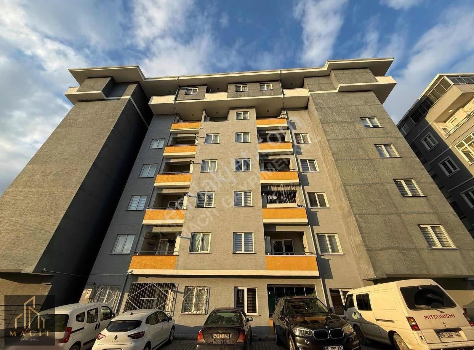 Macit Gayrimenkul'den Kiracısız 2+1 Eşyalı Tasarım Daire