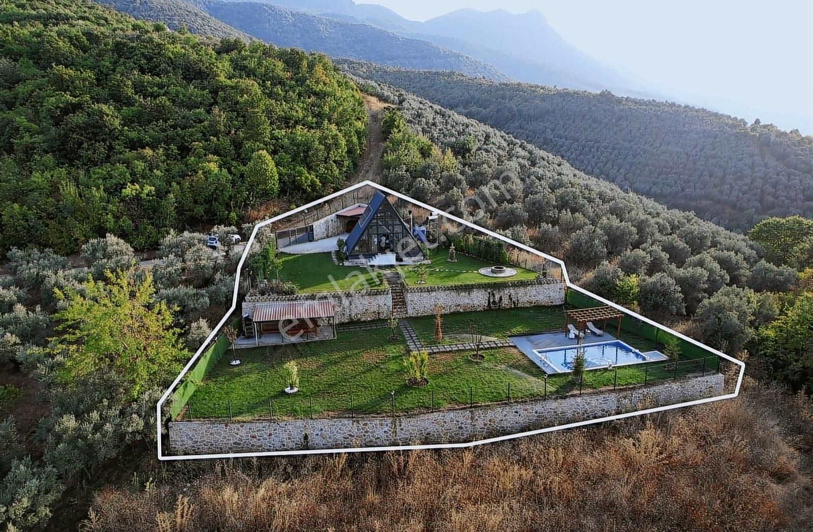 Marka Emlaktan Mükemmel Manzaralı Dağ Evi