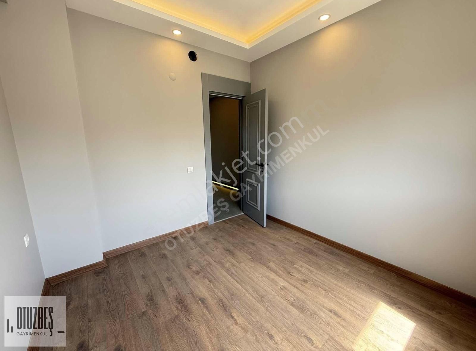 Otuzbeş'ten İnönü Cadde Üzeri Panaromik Manzaralı 3+1