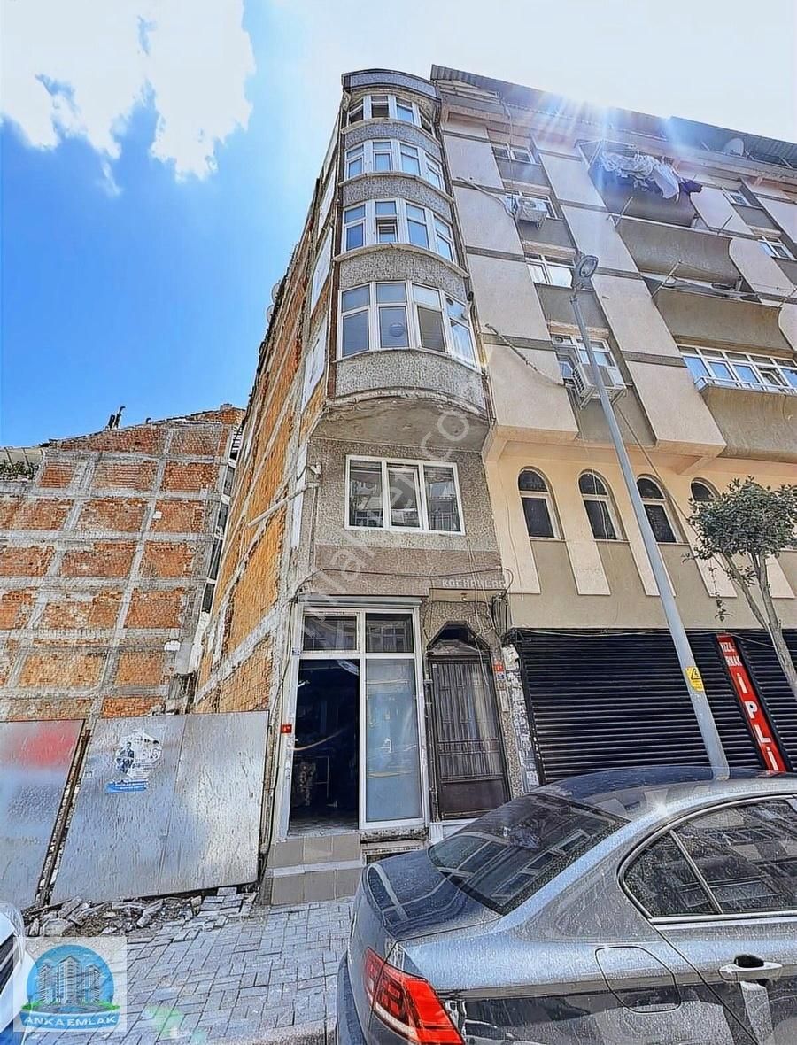 Zeytinburnu Velıefendı Mah* 3 Katlı Süper Dükkan Kredili