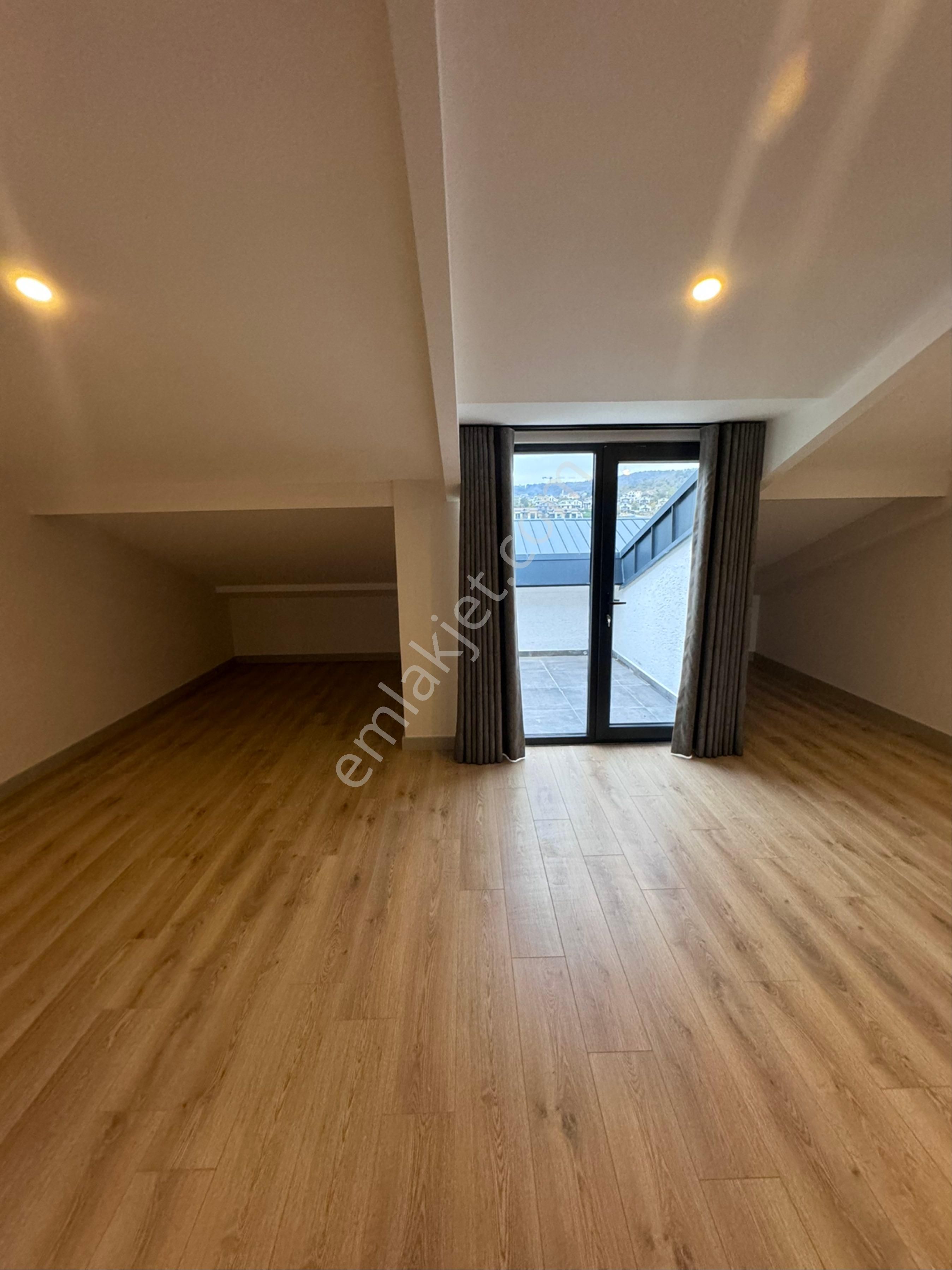 Zekerya Köyde Satılık Villa - Görsel 14