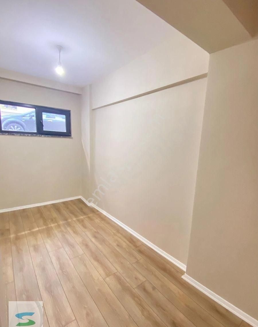 Yeşilköy Yeşilyurt Arası Yeni Binada Bahçe Kullanımlı 2+1 Daire - Görsel 2