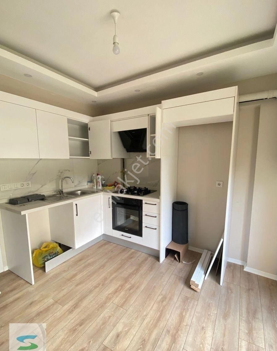 Yeşilköy Yeşilyurt Arası Yeni Binada Bahçe Kullanımlı 2+1 Daire - Görsel 3