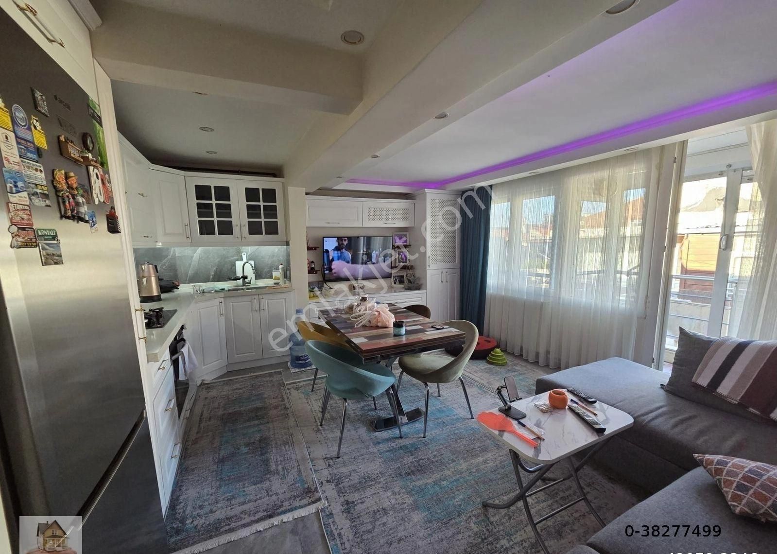 Üçyol Metroya 3 Dk Yürüme Mesafesinde İçi Süper Yapılı - Görsel 16