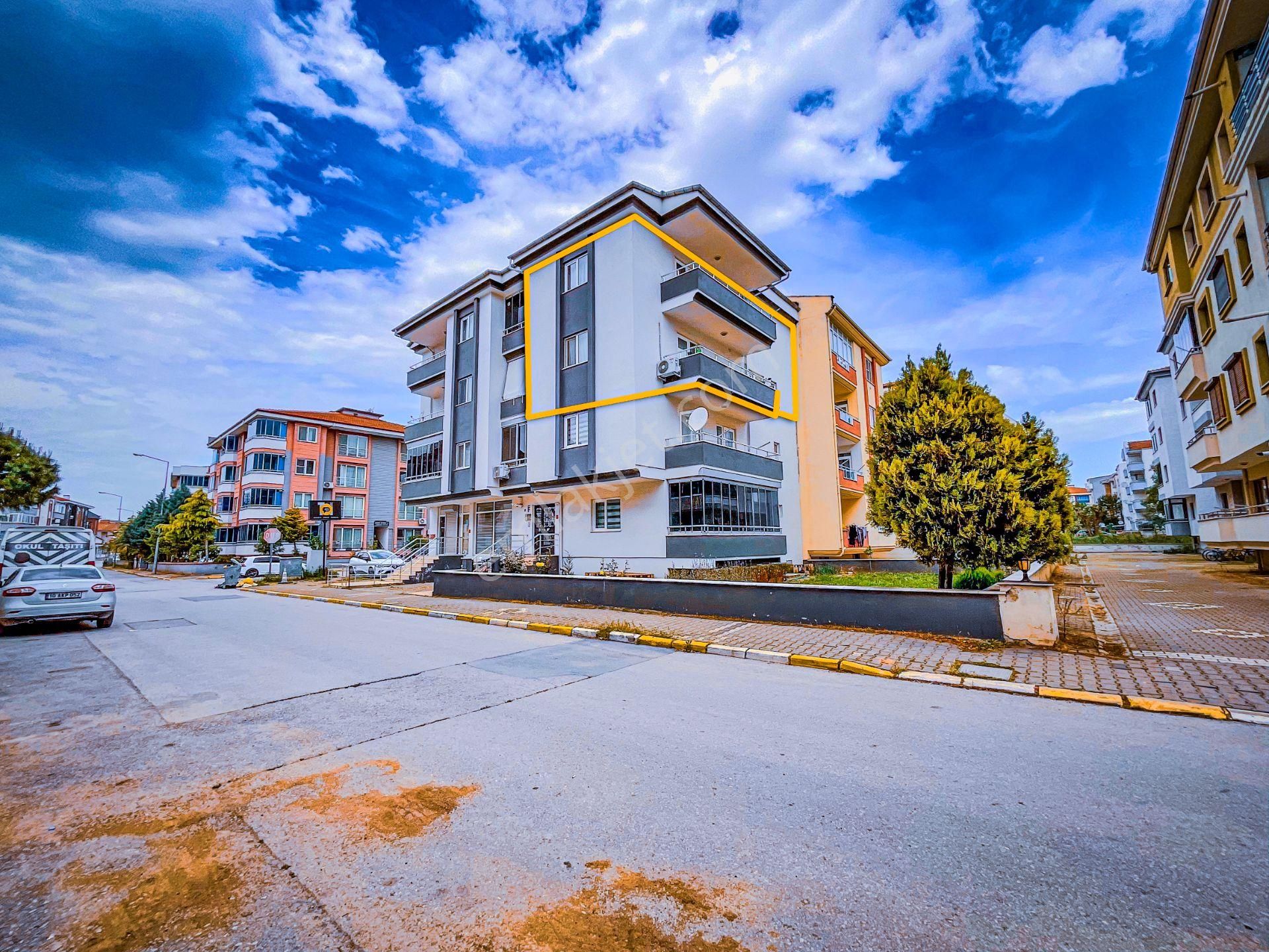 C21 Loca'dan Bahçelievler'de Geniş Dublex 2+1 Daire